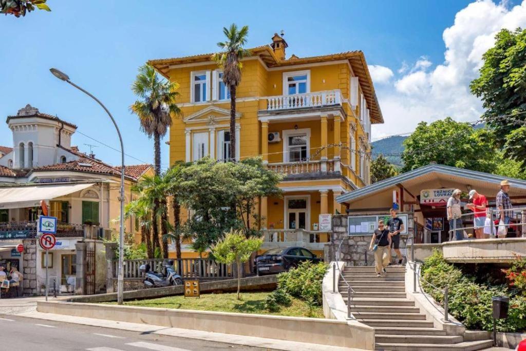 Apartman Barocco Lovran Exterior foto